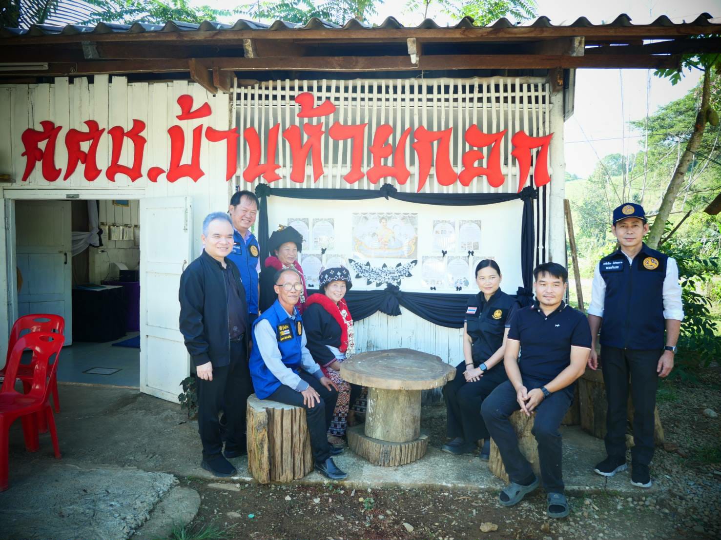 วันที่ 22 พฤศจิกายน 2568 ศูนย์การเรียนชุมชนชาวไทยภูเขาแม่ฟ้าหลวงบ้านห้วยกอก  รับการตรวจเยี่ยม โดยนางสาวอรอาภา  โล่ห์วีระ  รองผู้ว่าจังหวัดพะเยา และนายเกรียงไกร   ฝีปากเพราะ  นายอำเภอปง จังหวัดพะเยา