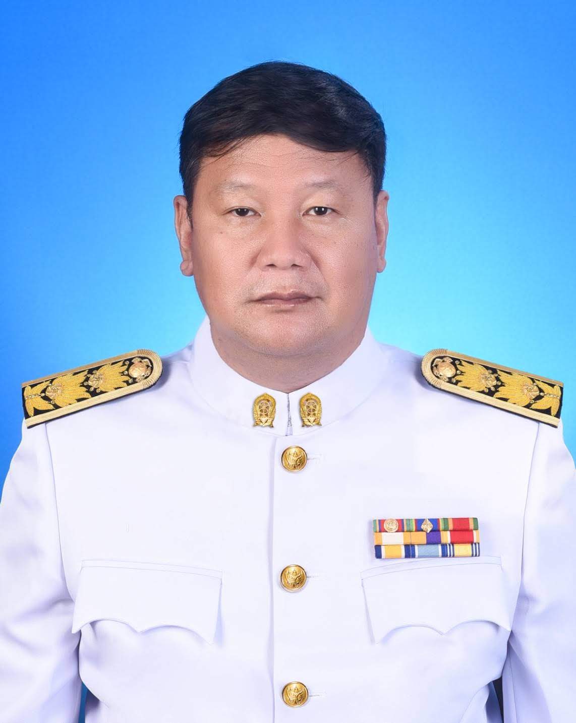 นายถนอม  โรจน์จรูญหิรัณย์